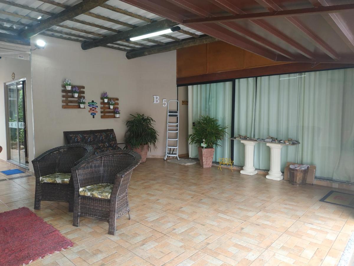 Suites Belo Quinto & Spazzio Bloco 2 Brotas Luaran gambar